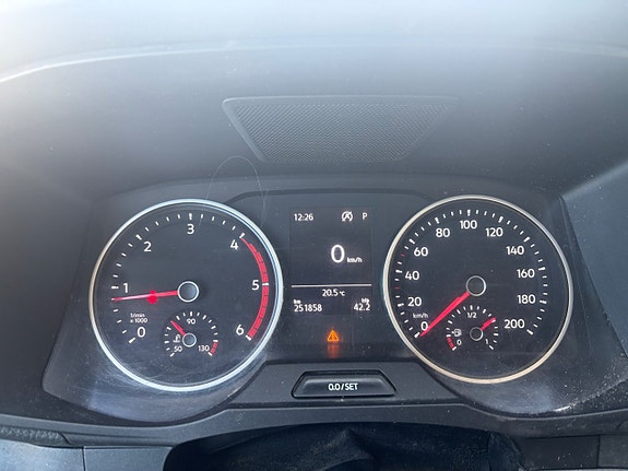 Volkswagen Crafter 12 of 27