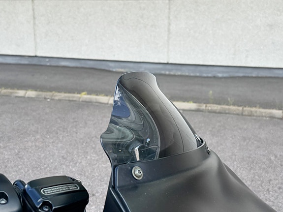 Harley-Davidson Street Glide 1.7 V-Twin Luft o buller sissy pakethållare 13 of 14