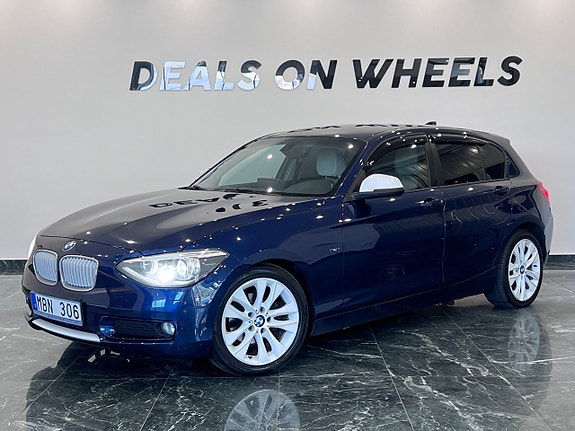 BMW 118d 2 of 5