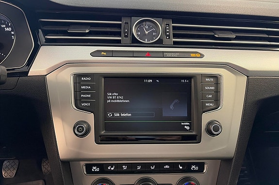 Volkswagen Passat 20 of 20