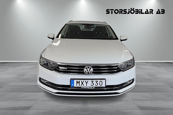 Volkswagen Passat 8 of 20