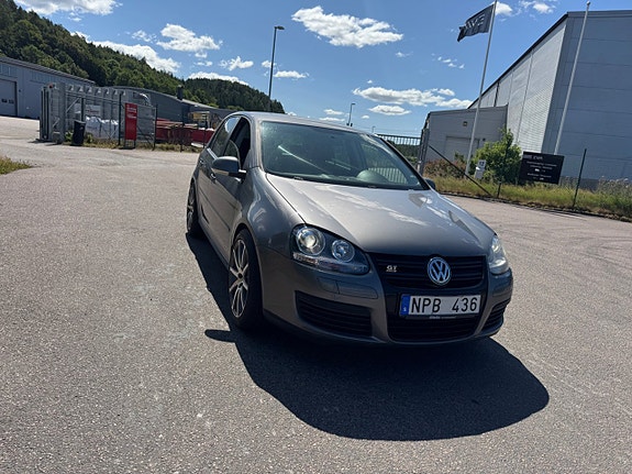 Volkswagen Golf V 10 of 20