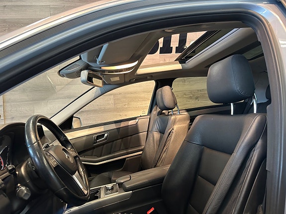 Mercedes-Benz E250 8 of 22