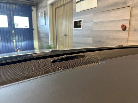Mercedes-Benz E250 17 of 22