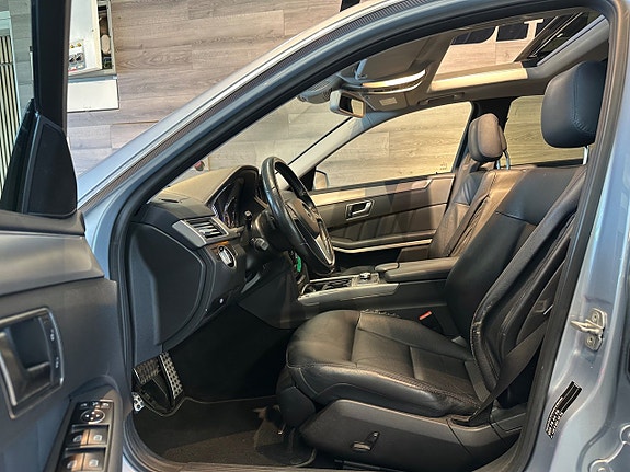 Mercedes-Benz E250 7 of 22
