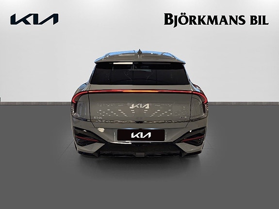 Kia EV6 5 of 5