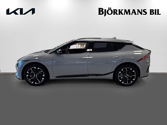 Kia EV6 4 of 5
