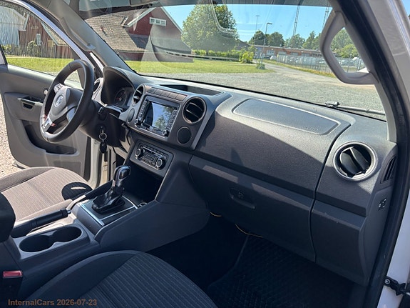 Volkswagen Amarok 20 of 30