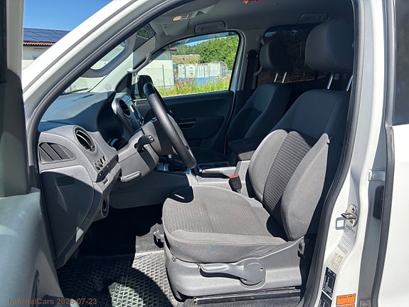 Volkswagen Amarok 19 of 30