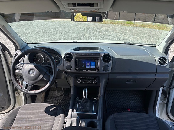 Volkswagen Amarok 17 of 30