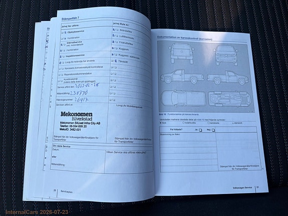 Volkswagen Amarok 30 of 30