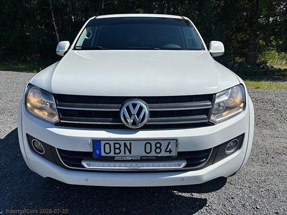 Volkswagen Amarok 3 of 5