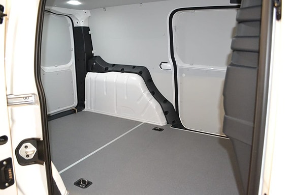 Volkswagen Caddy 7 of 8