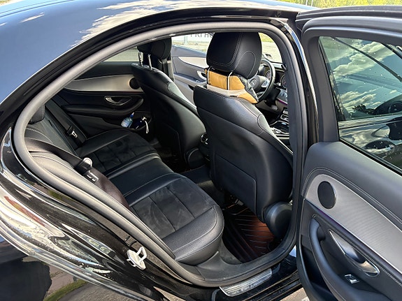 Mercedes-Benz E220 d 7 of 9