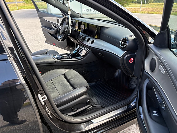 Mercedes-Benz E220 d 8 of 9