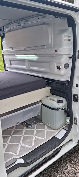 Renault Trafic 14 of 22
