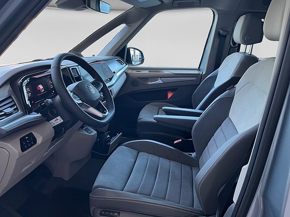 Volkswagen California 9 of 19