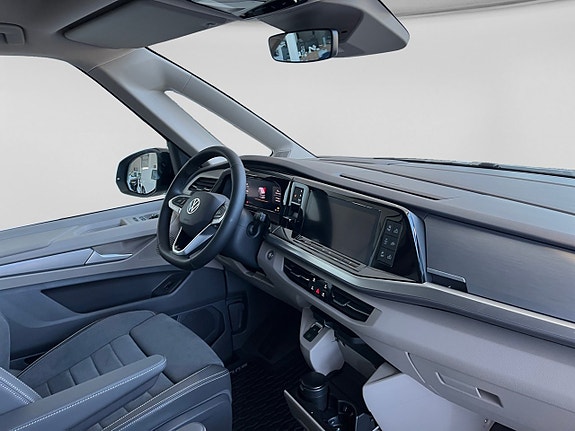 Volkswagen California 12 of 19
