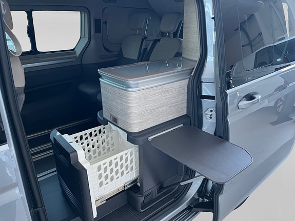 Volkswagen California 17 of 19