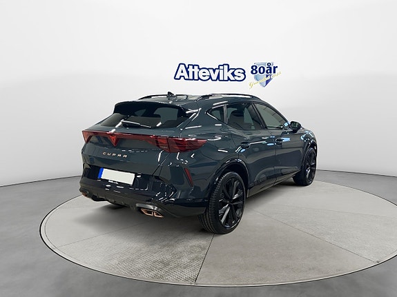 Cupra Formentor e-HYBRID 3 of 5