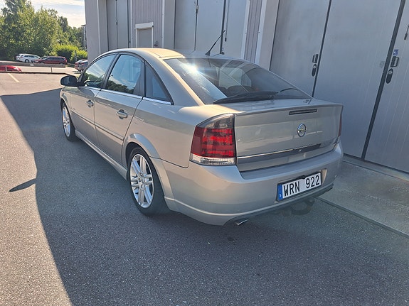 Opel Vectra 5 of 5