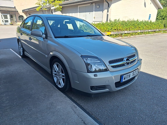 Opel Vectra 2 of 5