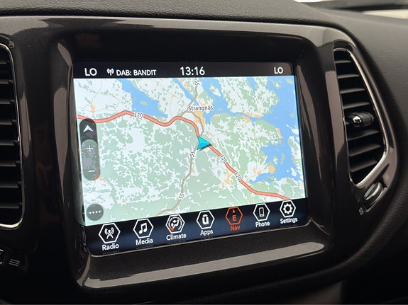 Jeep Compass 20 of 30