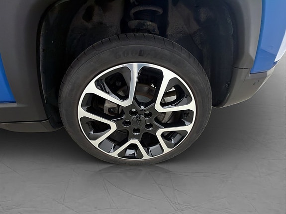 Jeep Compass 28 of 30