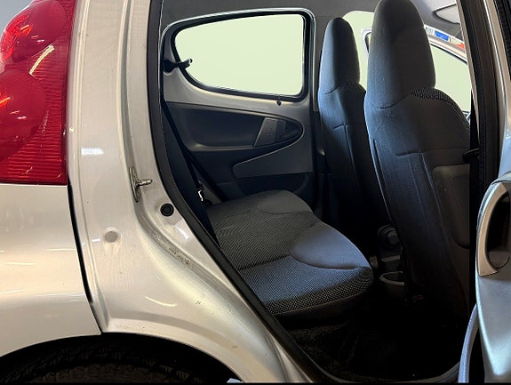 Peugeot 107 10 of 11