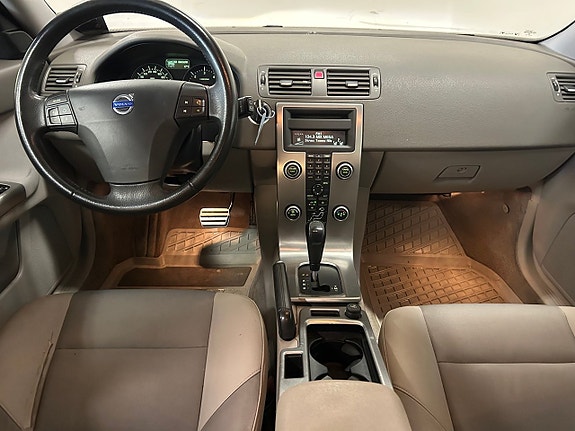 Volvo V50 11 of 21