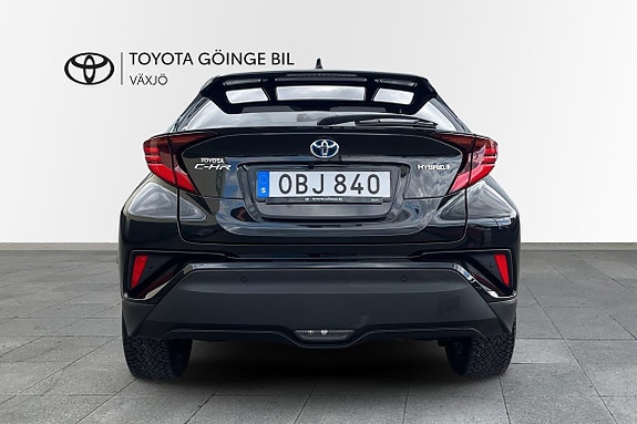 Toyota C-HR 5 of 5