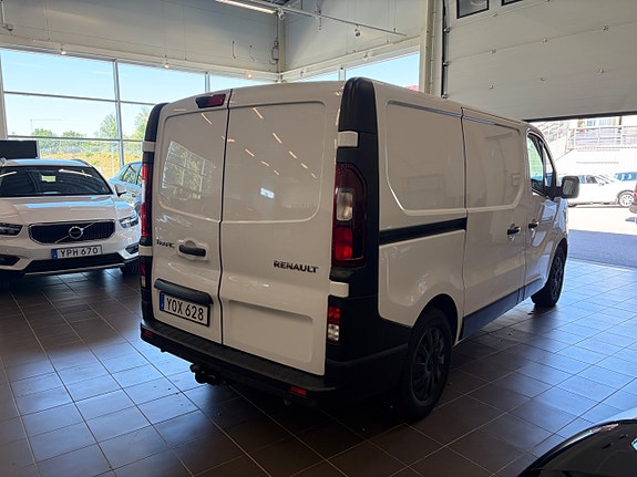 Renault Trafic 5 of 5