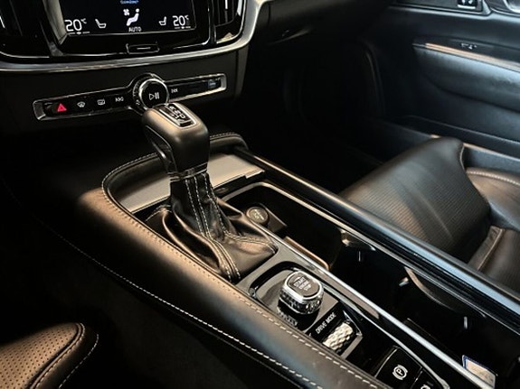 Volvo S90 19 of 20