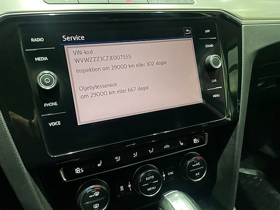 Volkswagen Passat Alltrack 20 of 27