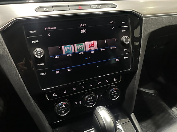 Volkswagen Passat Alltrack 23 of 27