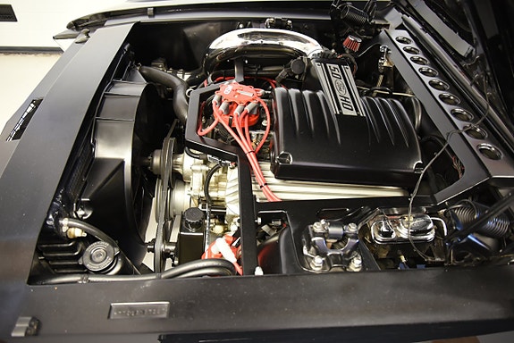 Ford Mustang 18 of 30