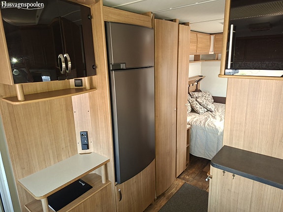Polar 560 TDB SVIT, Markis med sidor 9 of 15