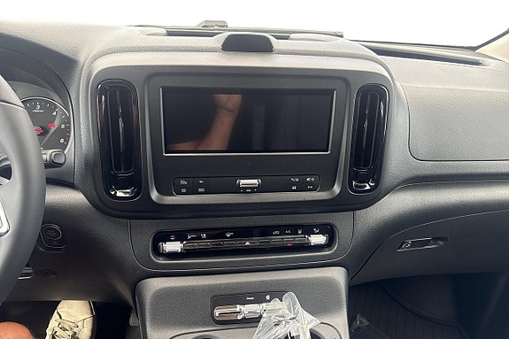 Mercedes-Benz Vito 119 8 of 11