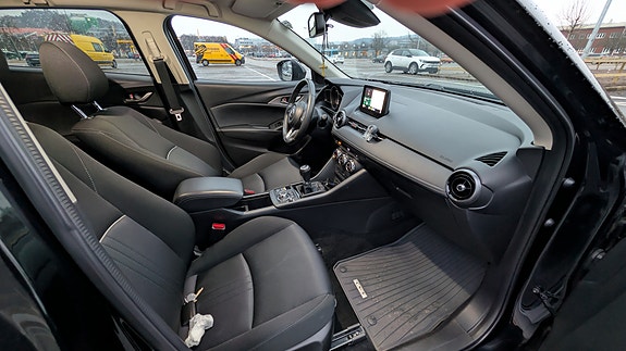 Mazda CX-3 9 of 16