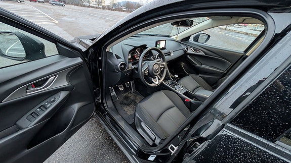Mazda CX-3 6 of 16