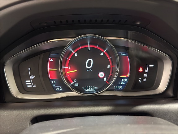 Volvo XC60 16 of 21