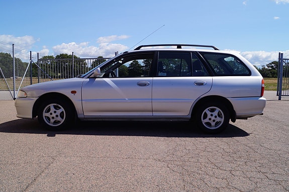 Mitsubishi Lancer 8 of 27