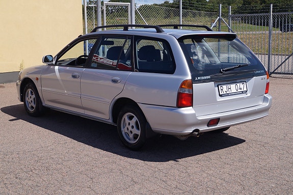 Mitsubishi Lancer 5 of 27