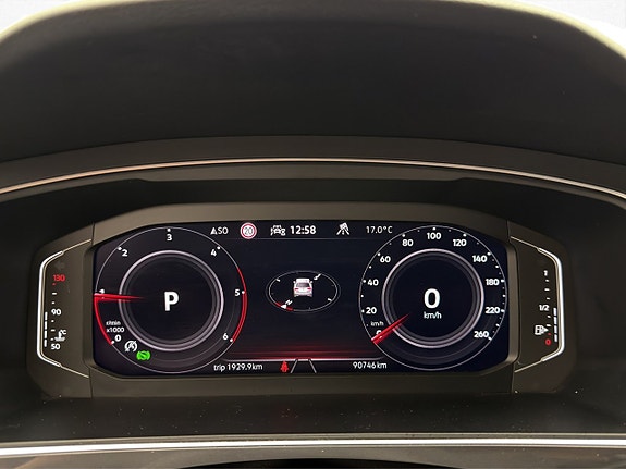Volkswagen Tiguan Allspace 18 of 30