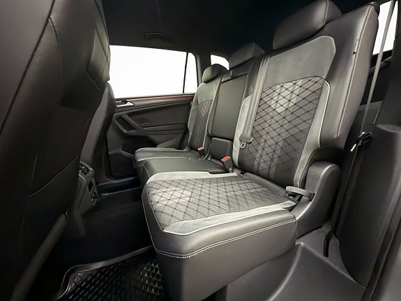 Volkswagen Tiguan Allspace 15 of 30