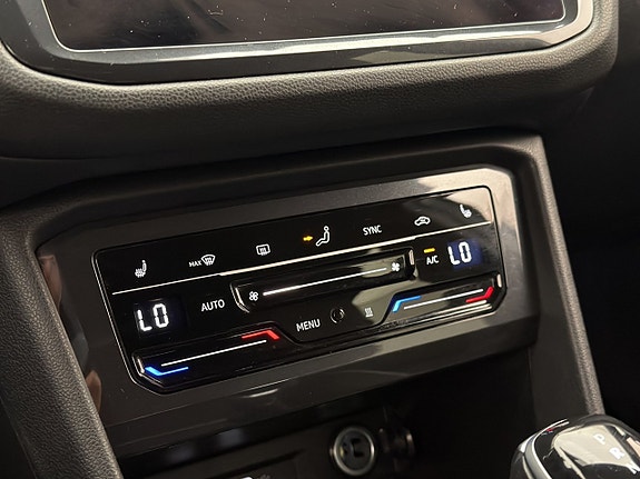 Volkswagen Tiguan Allspace 23 of 30