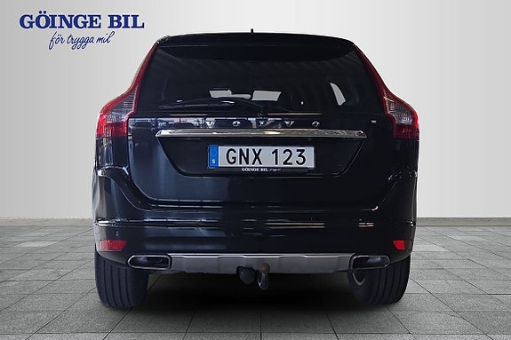 Volvo XC60 7 of 14