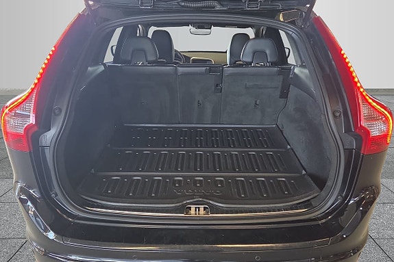 Volvo XC60 9 of 14