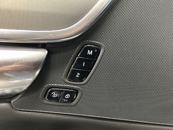 Volvo V90 Cross Country 23 of 27