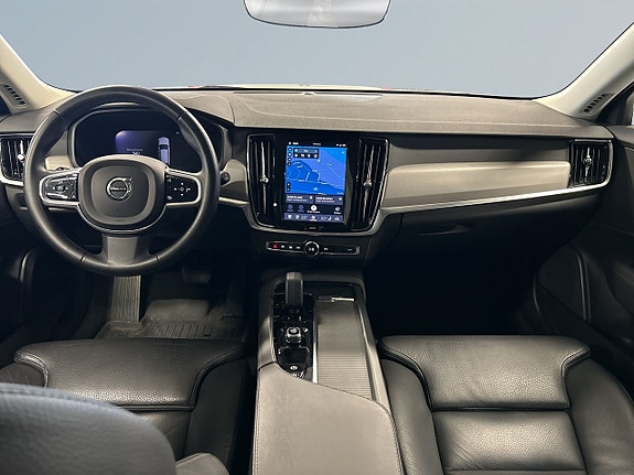 Volvo V90 Cross Country 8 of 27